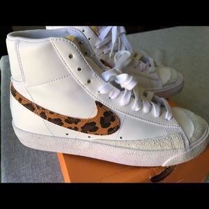 Women’s Nike Blazers BRAND NEW